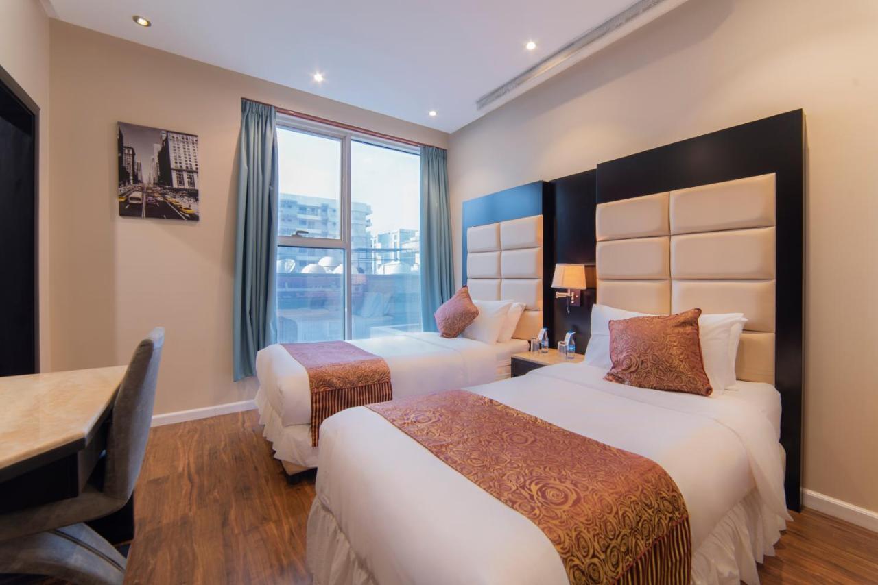 حياة بيوتات 3*